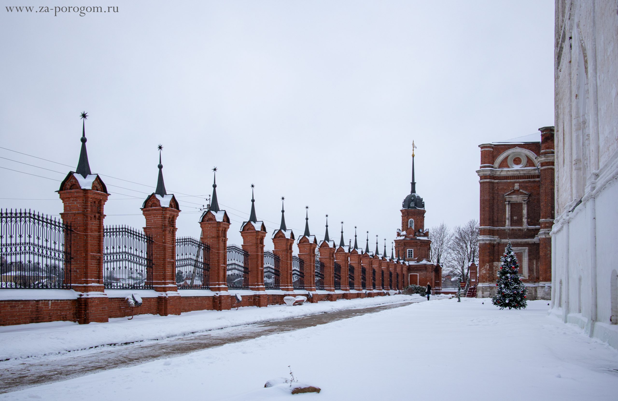 Волоколамский кремль - кирпичное чудо в Подмосковье | Из Москвы на 1 день |  Travel-блог 