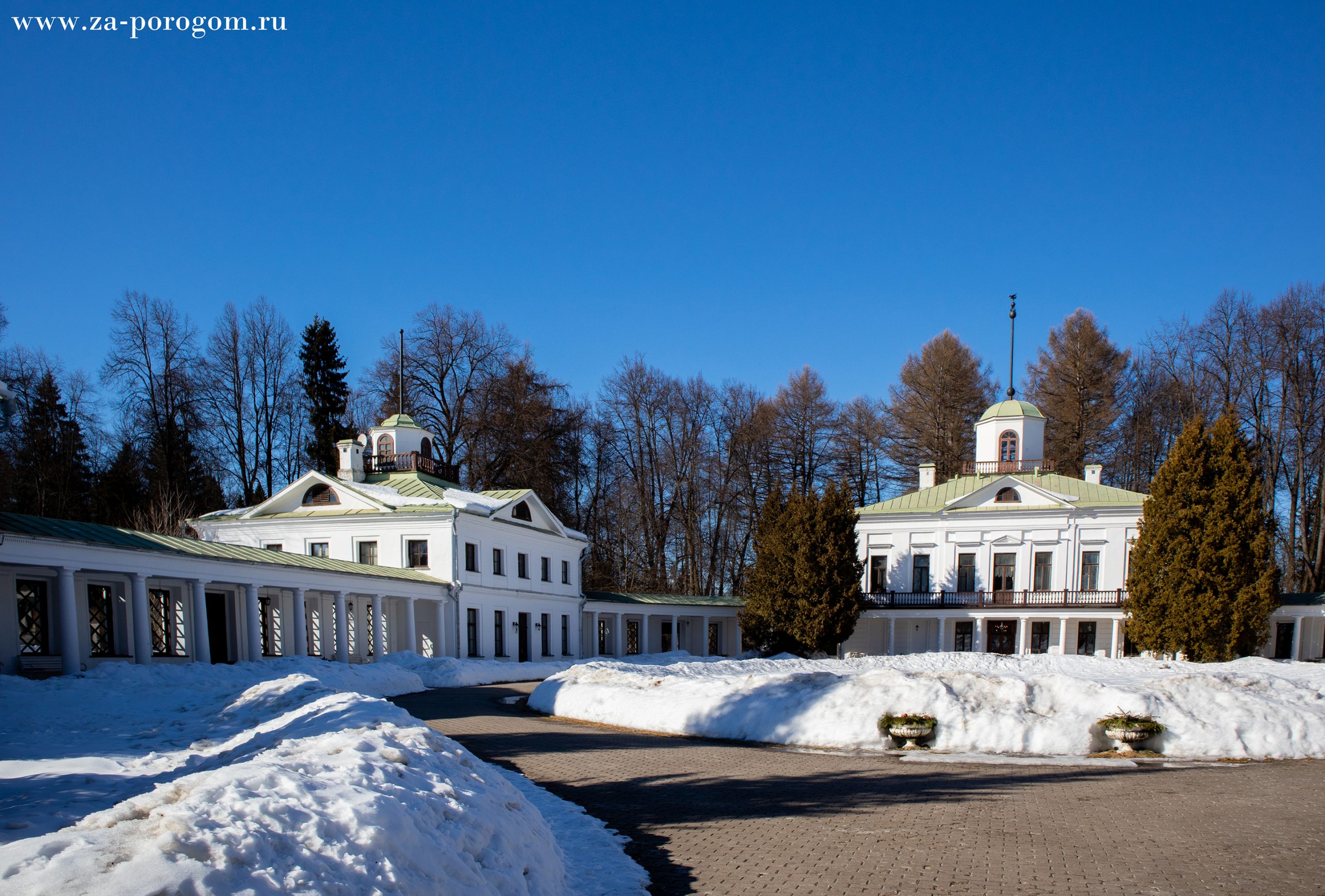 Усадьба Середниково: тенистый парк с озером, имение 17 века и Лермонтов |  Travel-блог 